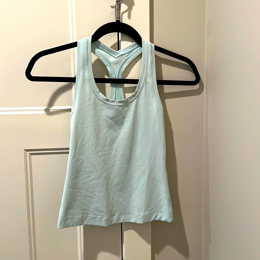Lululemon Racerback tank top cropped in mint green.